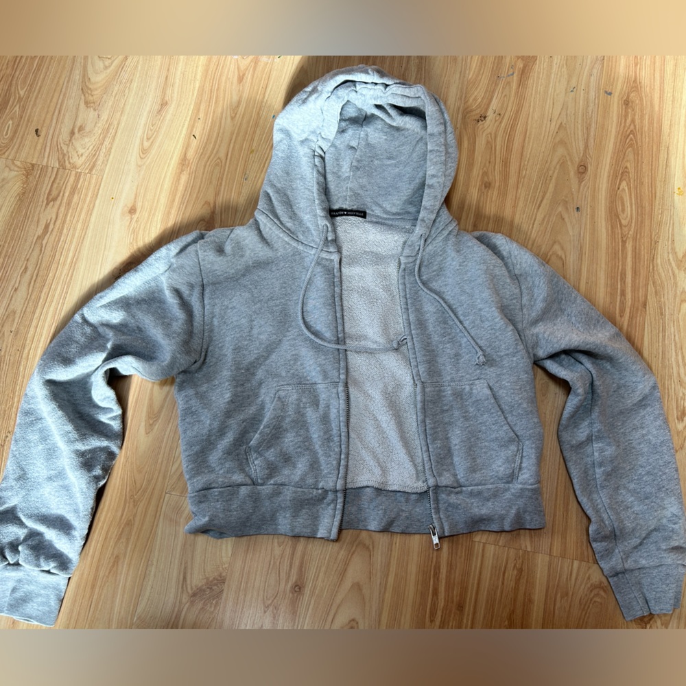 brandy melville cropped zip hoodie
